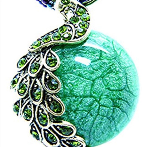 Beaded Style Pendant Opal Peacock Necklace - Picture 9 of 12